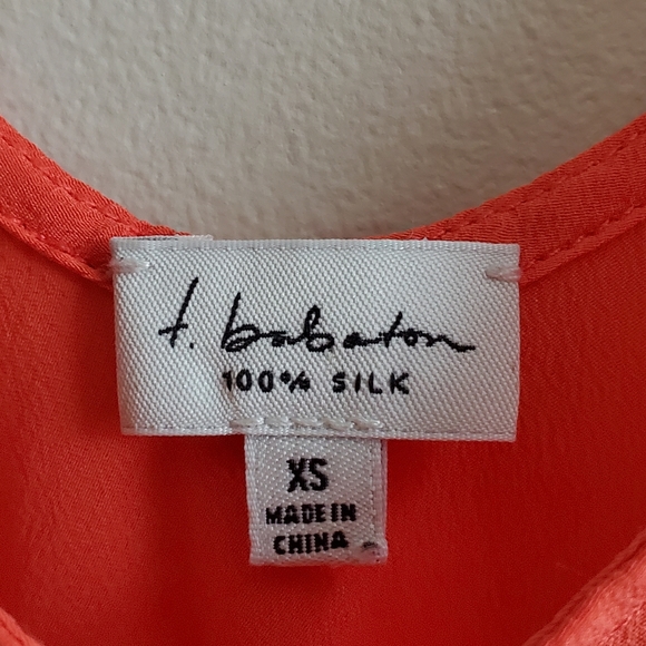 Aritzia T. Babaton 100% Silk Sleeveless U-Neck blouse Scarlet Red XS size - Picture 5 of 7